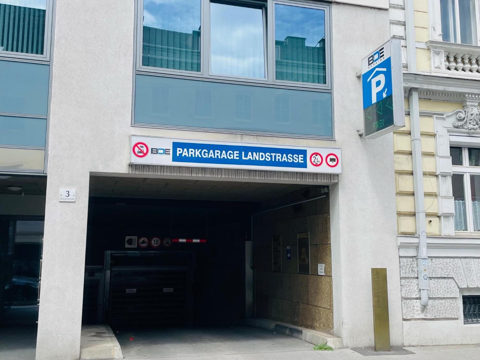 Ferienwohnung Salon Des Fleurs Linz-Landstrasse Exterior foto