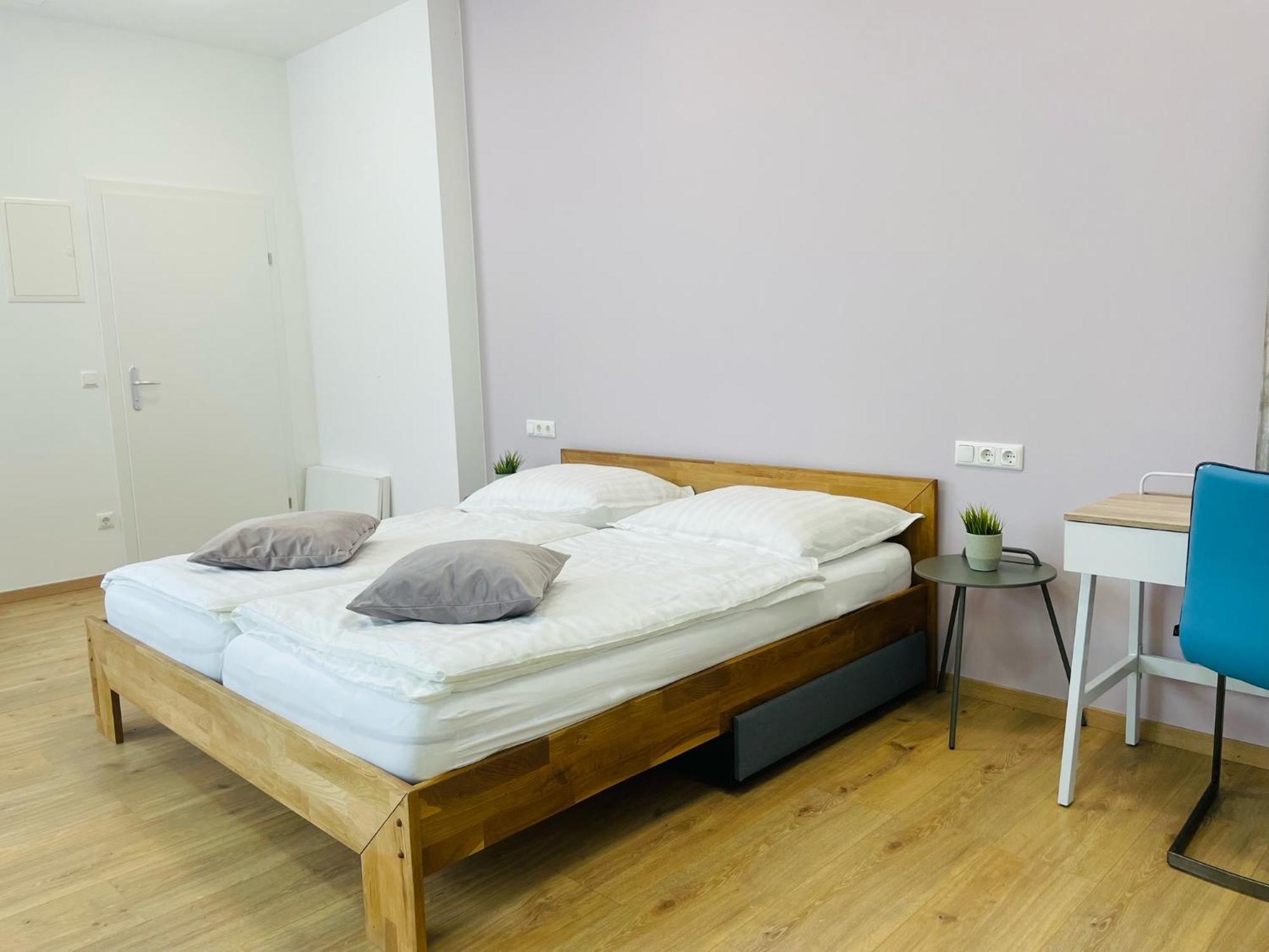 Ferienwohnung Salon Des Fleurs Linz-Landstrasse Exterior foto
